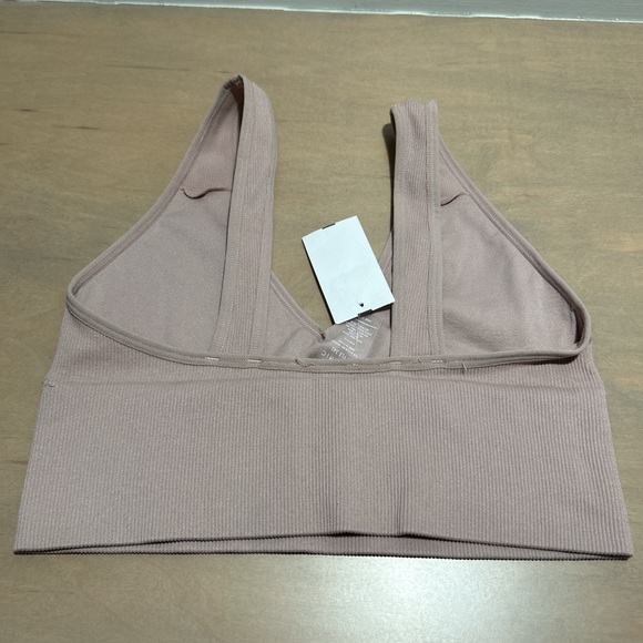 Gliks tank top - Picture 2 of 3